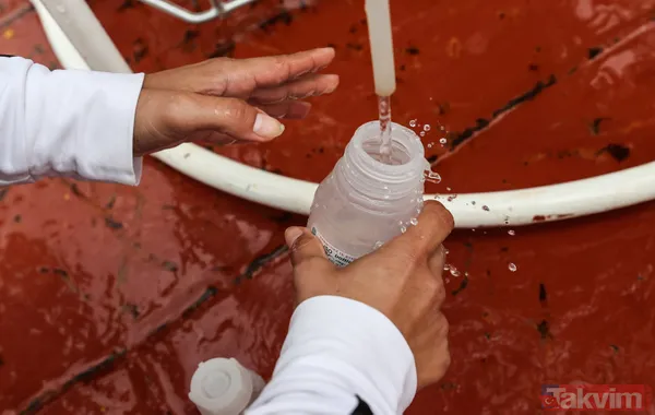 SON DAKİKA: A Haber Marmara Denizi'ndeki müsilajı (deniz salyası) araştıran ODTÜ gemisinde! 'Marmara 6-7 yılda biraz düzelebilir' - 34