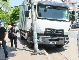 Kadıköy’de kontrolden çıkan kamyon dehşet saçtı