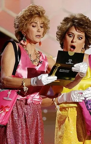 SON DAKİKA: 78. Altın Küre Ödülleri sahiplerini buldu! Hayatını kaybeden oyuncuya büyük onur