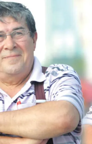 Usta oyuncu Zihni Göktay isyan etti! 7 ay için 10 bin TL