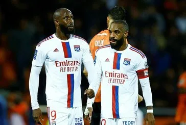 Fenerbahçe’den 4 transfer birden!