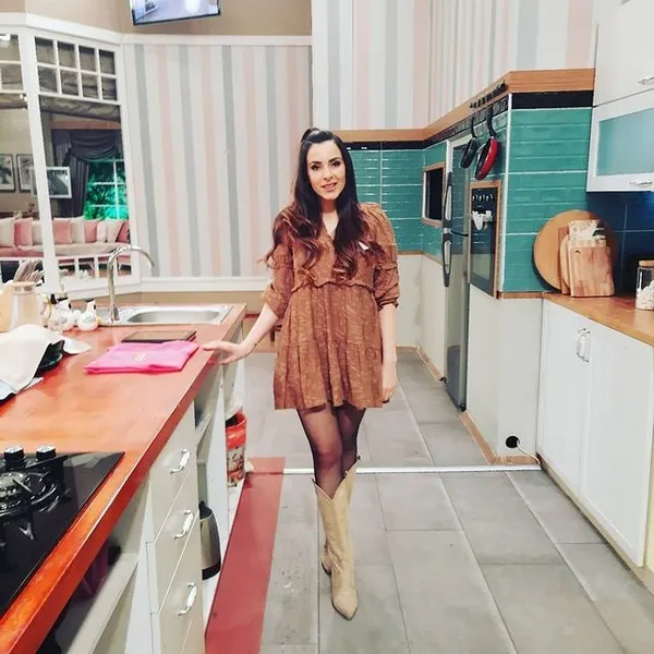 gelinim-mutfakta-seda-ayrildi-mi-gelinim-mutfakta-seda-neden-yok-1623758476828.jpg Gelinim Mutfakta Seda ayrıldı mı? Gelinim Mutfakta Seda neden yok?-3