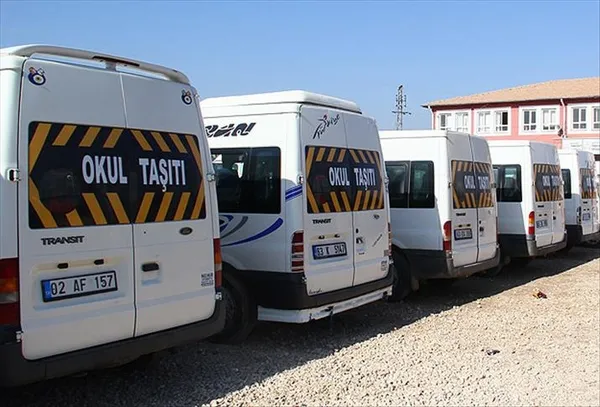 Uzaktan eğitim kararının ardından tartışmalar yeniden alevlendi! Okul servis ücretleri iade edilecek mi?-2