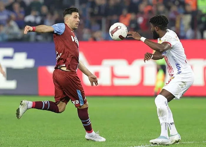 firtina-5-mac-sonra-yenilgi-yasadi-trabzonspor-evinde-kayseriye-takildi-88de-bahoken-skoru-belirledi-1-0-1701640652397.jpeg Fırtına 5 maç sonra yenilgi yaşadı | Trabzonspor evinde Kayseri’ye takıldı! 88’de Bahoken skoru belirledi: 1-0-3