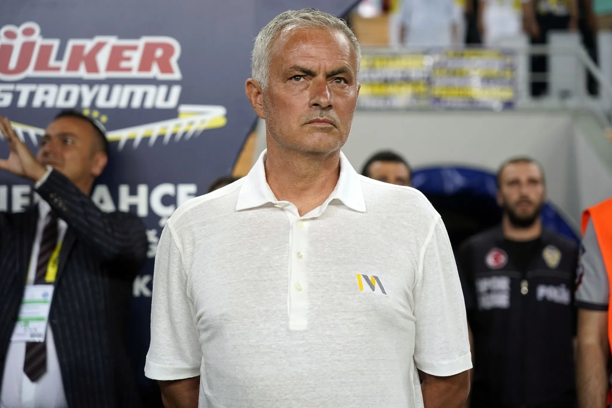 Jose Mourinho'dan onay çıktı! Galatasaray'ın eski yıldızı Fenerbahçe'ye - 12