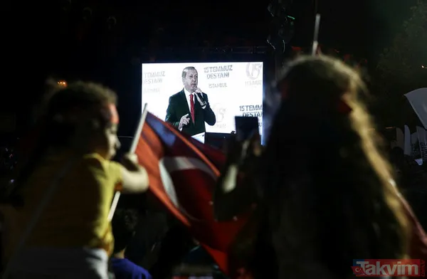 15 Temmuz Şehitler Köprüsü'ne akın akın geldiler - 18