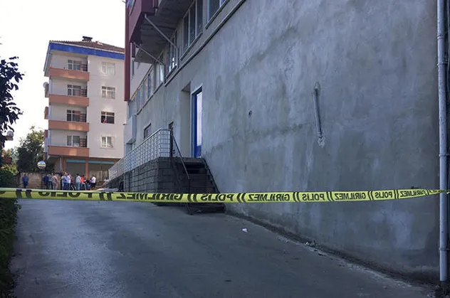 Rize'de bomba alarmı! Bina tahliye edildi, yol kapatıldı! O düzenek bakın ne çıktı
