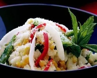 Hindistan Cevizli Salata Tarifi