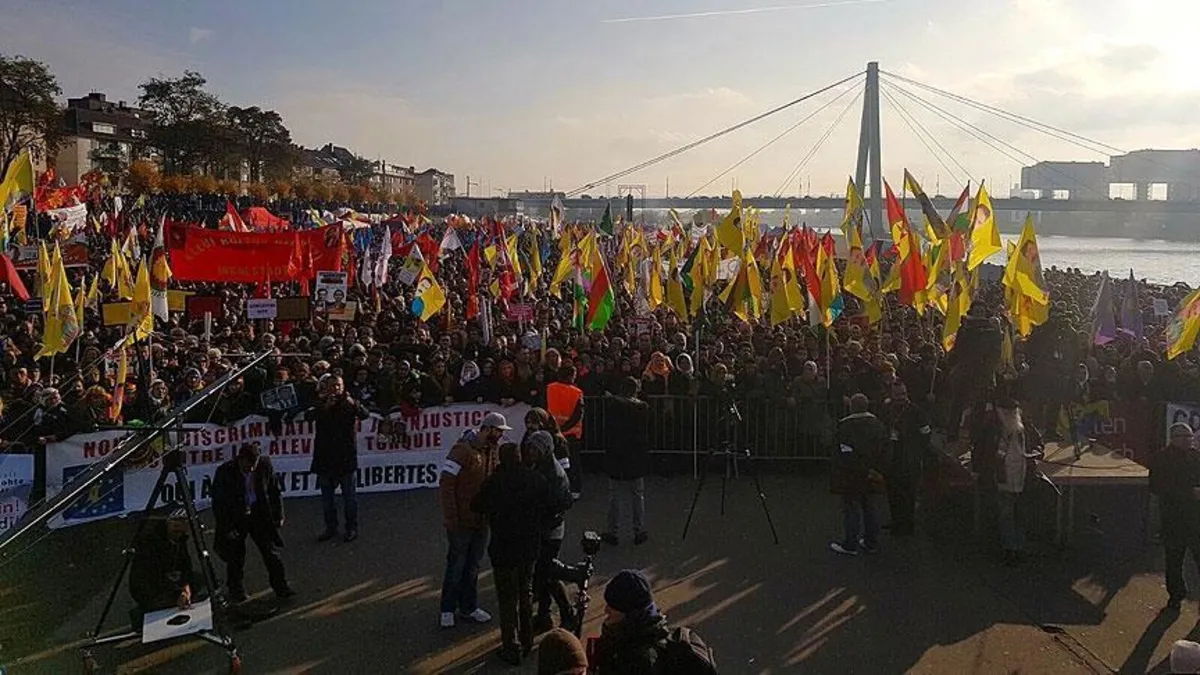 Almanya'da 2023'te siyasi suçlar 60 bine ulaştı: PKK yandaşları, 2023'te Türklere ve Türkiye'ye yönelik 356 siyasi saikli suç işledi