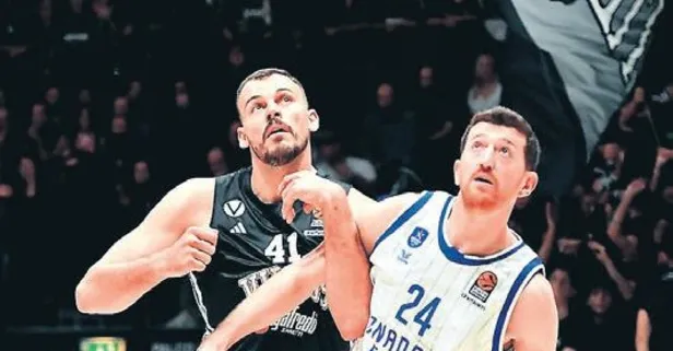 Efes şovla başladı