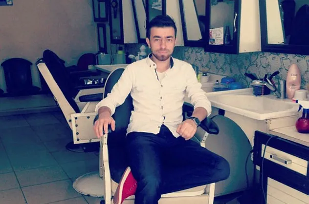 Düğün davetiyesinde "maske" uyarısı yapmıştı! Koronavirüsten hayatını kaybetti