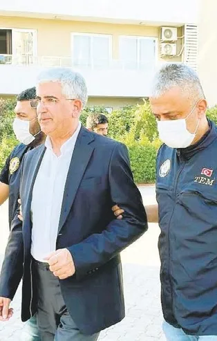 İşbirlikçiler elde! Mersin'deki terör saldırısını gerçekleştiren teröristler irtibatlı kişilere operasyon!