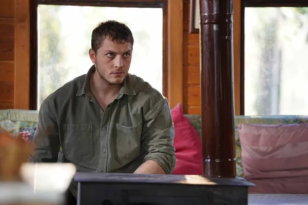 ates-kuslari-10-bolum-fragmani-yayinlandi-ne-demek-mercanla-ayni-cati-altinda-duramam-1679948156444.jpg Ateş Kuşları 10. bölüm fragmanı yayınlandı: “Ne demek Mercan’la aynı çatı altında duramam”-3