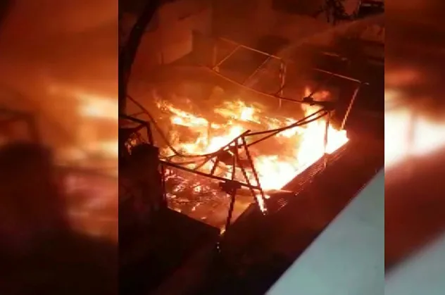 Son dakika: İstanbul Kadıköy'de 3 katlı restoranda patlama!