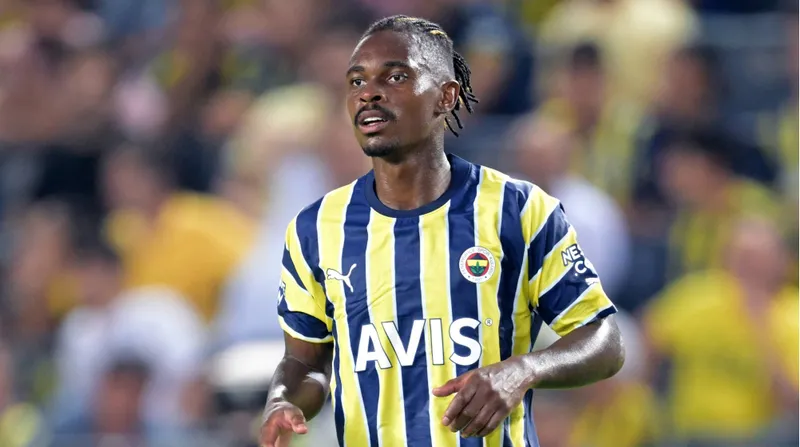 fenerbahcede-surpriz-transfer-imzalarin-atilmasi-bekleniyor-1721067328653.jpg Fenerbahçe'de sürpriz transfer! İmzaların atılması bekleniyor-7