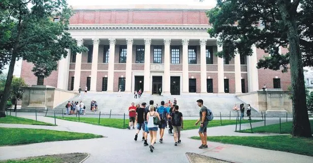 Harvard ve Yale, yıllık ücretlerinde indirim yapma kararı aldı
