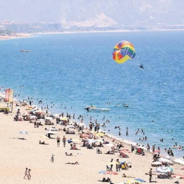 Antalya bayram etti