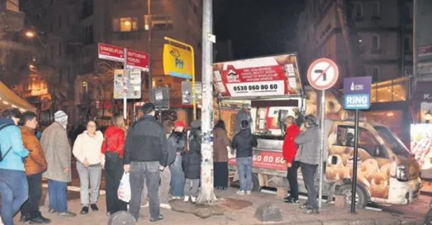 Arkadaşları Şinasi Yurtsever'in yedisi için son görevlerini yerine getirdi!