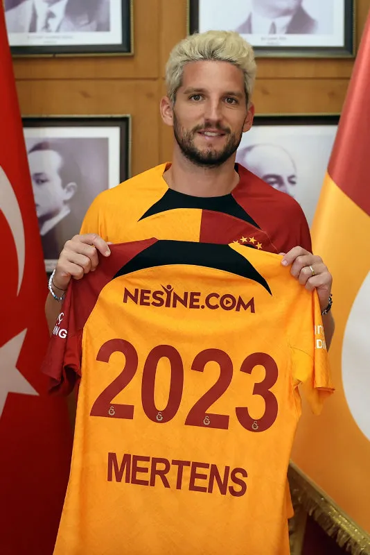 Galatasaray'da Mertens'ten şok karar! - 13