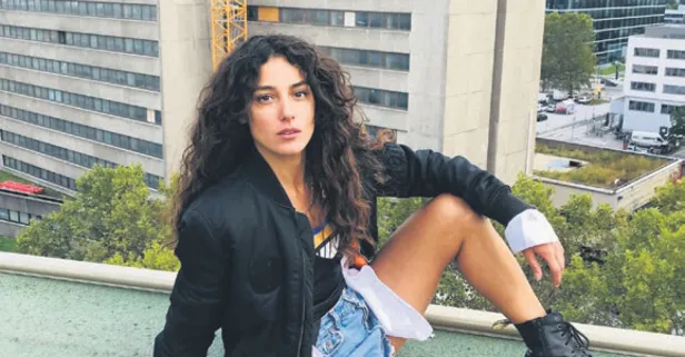 Cansu Tosun güzelliğiyle nefes kesti