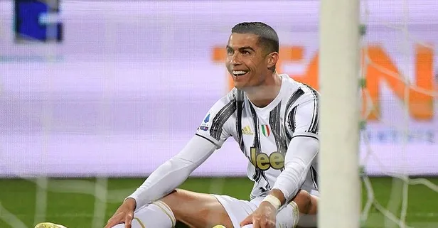 Cristiano Ronaldo İtalya Serie A'da 2019-2020 sezonunun en iyi futbolcusu seçildi!