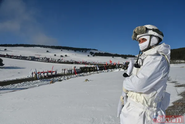 Sarıkamış şehitleri anıldı! Türkiye Kars Sarıkamış'ta "Şühedanın İzinde" yürüdü - 35