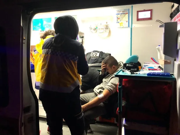 Ankara'da bir ev kül oldu! Kardeşini son anda kurtardı-2