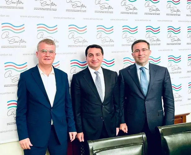 ermenistanin-isgal-ettigi-karabagdan-cekilmeden-once-uzum-baglarini-ve-tarlalari-patlayicilarla-yok-ettigi-ortaya-cikti-1630522504424.jpeg Ermenistan'ın işgal ettiği Karabağ'dan çekilmeden önce üzüm bağlarını ve tarlaları patlayıcılarla yok ettiği ortaya çıktı!-3