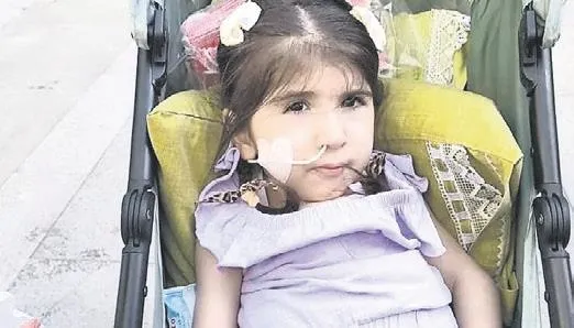 Gabonlu Dina'nın annesinden cinayetin aydınlatılması için çağrı: “Türklerin tüm insanları koruyan kanunları var, adalet yerini bulsun”-11