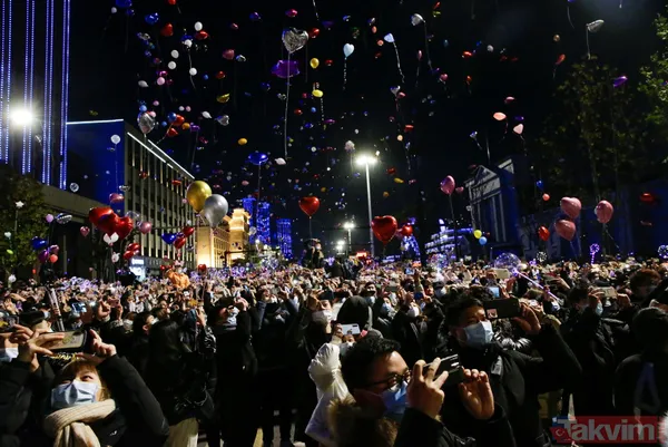 Koronavirüsün ortaya çıktığı Vuhan'da yılbaşı kutlaması! Görüntüler pes dedirtti - 14