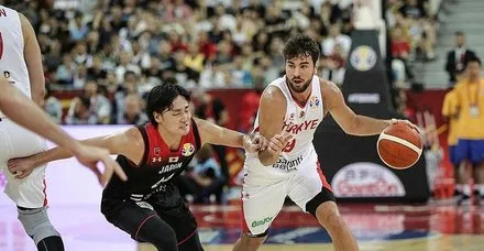 12 Dev Adam'dan süper gala! Japonya’yı 19 sayı farkla dize getirdik