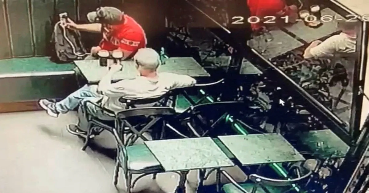 Yeşilçam filmlerini aratmayan olay! Alman turistin içeceğine ilaç atıp...