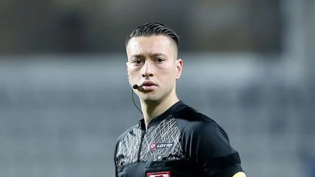 zorbay-kucuk-kimdir-hangi-maclari-yonetti-zorbay-kucuk-ne-ceza-alacak-iste-super-lig-maclari-1761674320298.jpg Zorbay Küçük ne ceza alacak? Zorbay Küçük kimdir, hangi maçları yönetti? İşte Süper Lig maçları...-3