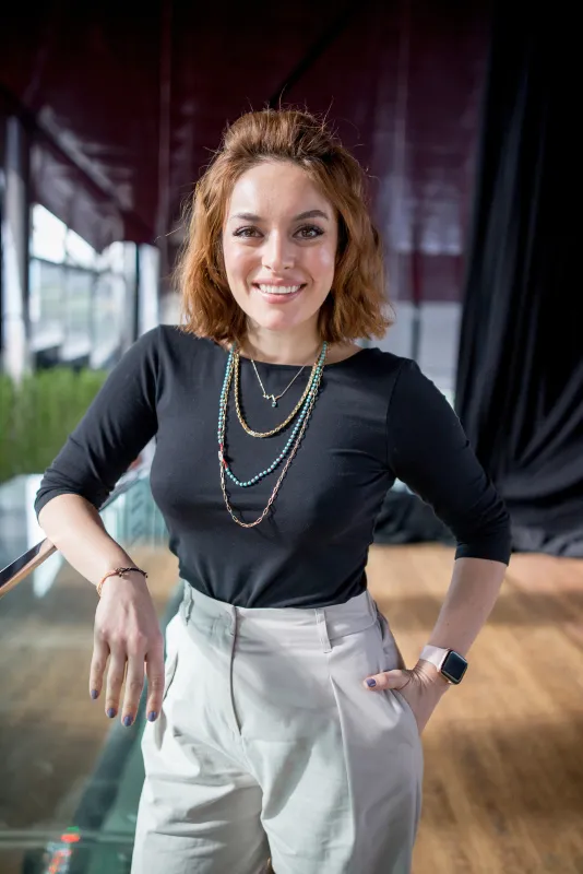 ayriligin-acisi-yuregine-cokecek-masumlar-apartmaninda-yilan-hikayesine-donen-veda-meselesi-1627129410354.jpg Masumlar Apartmanı'nda yılan hikayesine dönen veda meselesi! Ayrılığın acısı yüreğine çökecek!-4