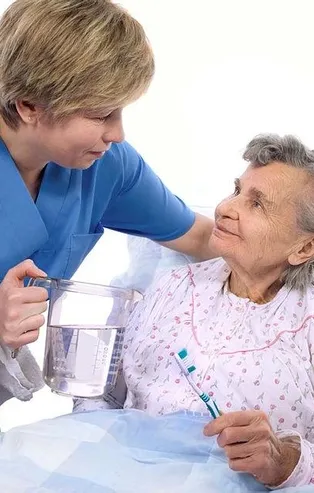 Yaşlıya ayda 2.132 TL | Yaşlılara verilen desteklerde hangi şartlar aranıyor?