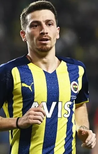 Fenerbahçe’nin 10 yıldızı Avrupa, Güney Amerika ve Körfez takımlarının transfer kıskacında