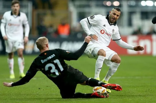 Son dakika: UEFA'dan Quaresma'ya 3 maç ceza!-1
