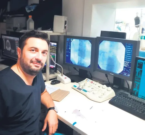 Dr Fahrettin Koca Ar Twitter Cumhurbaskanligi Saglik Ve Gida Politikalari Kurulu Baskanvekili Sayin Prof Dr Serkan Topaloglu Ve Sayin Doc Dr Gultekin Gunhan Demir Ile Saglik Politikalarimiz Uzerine Istisarede Bulunduk Https T Co 4cn5qtx9jf