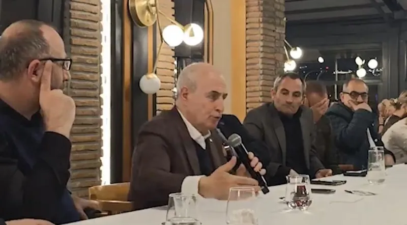 250-bin-sene-gecse-de-chpdeki-mandaci-kafa-degismez-imamoglunun-agabeyi-hasan-akgun-turk-milletini-asagiladi-r-1711398636966.jpeg 250 bin sene geçse de CHP'deki mandacı kafa değişmez! İmamoğlu'nun ağabeyi Hasan Akgün Türk milletini aşağıladı: Rezil sözler-2