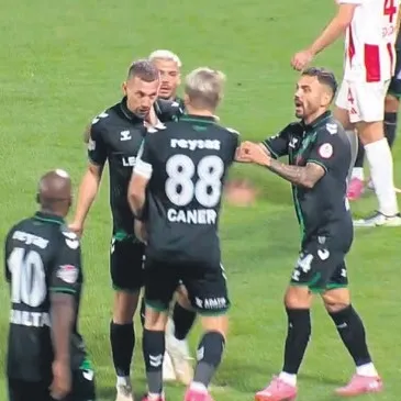 Caner ve Burak kadro dışı