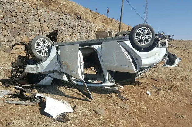 Son dakika: Bingöl'de feci kaza: 3 ölü, 2 yaralı