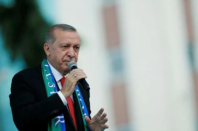 Erdoğan Rize'de konuştu: "Sen Amerikalılardan yeni telefon bekle!"