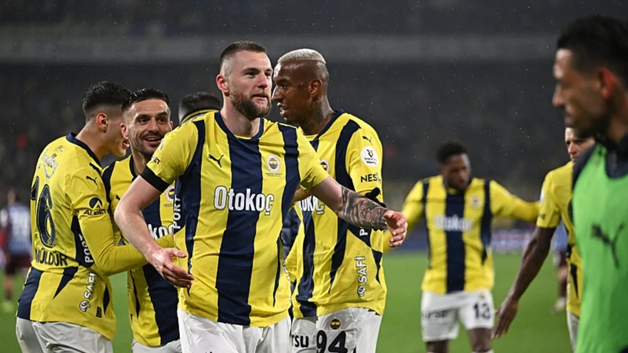Fenerbahçe’den transferde resmi adım! Görüşmeler başladı