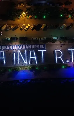 Gençlerden Erdoğan'a koreografili destek