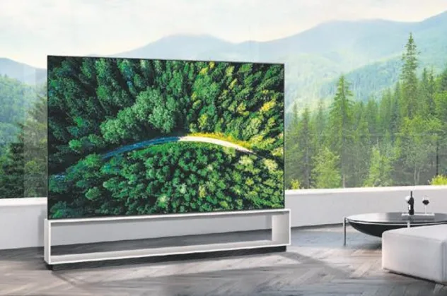 LG dünyanın ilk 8K OLED TV'sinin satışına başladığını duyurdu