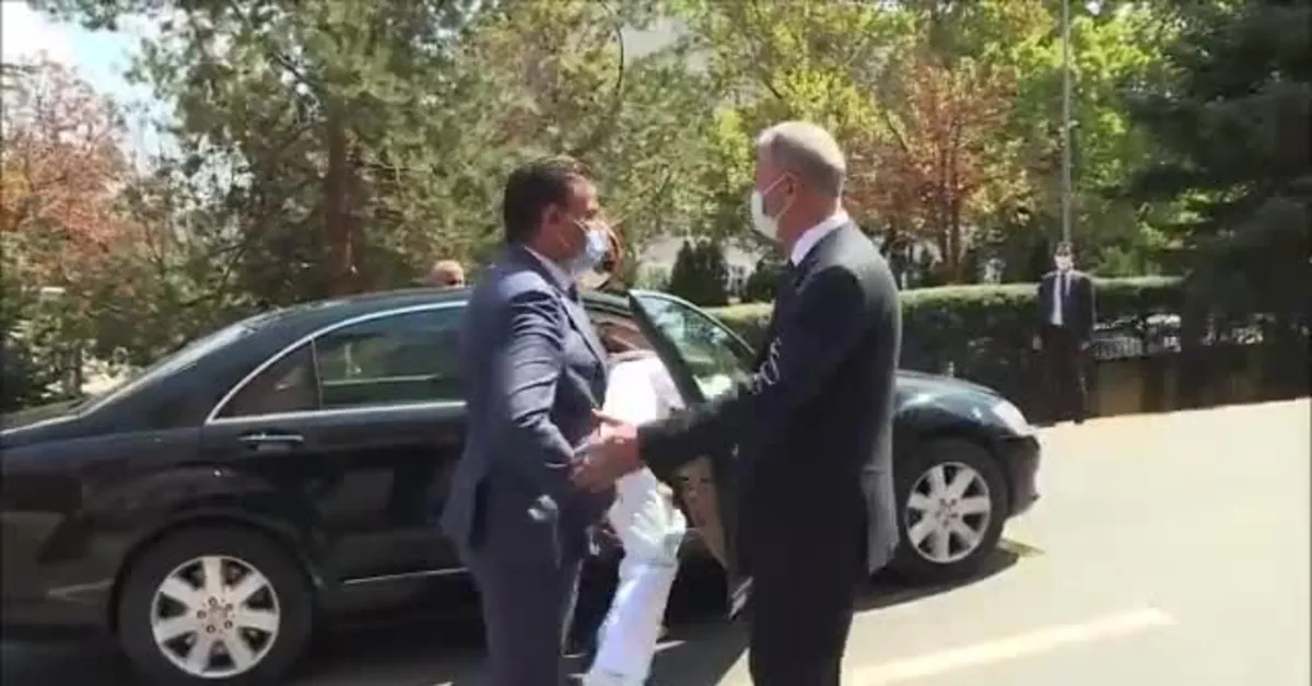 Son dakika: Milli Savunma Bakanı Hulusi Akar, Libya Savunma Bakanı ile görüştü