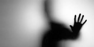 Almanya'da büyük skandal! Polisler gözaltındaki kadına tecavüz etti-1