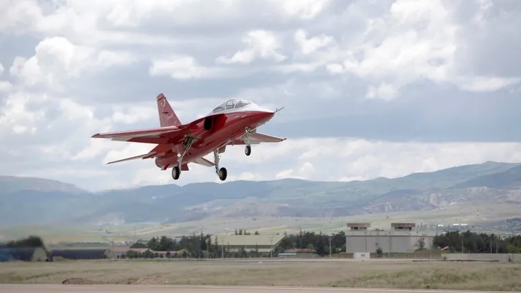 'Hürjet' testlerine hız kesmeden devam ediyor