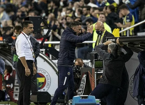 fenerbahce-olympiakos-maci-sonrasi-vitor-pereiradan-flas-sozler-her-geldiklerinde-attilar-1633030934778.jpeg