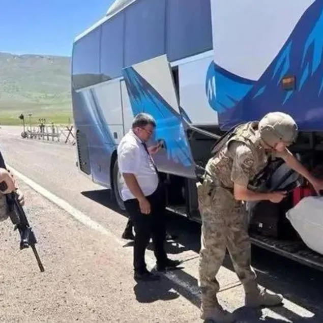 Yurt genelinde 446 düzensiz göçmen yakalandı